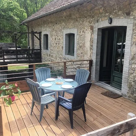 克拉拉特旅馆 * Lafarre (Ardeche)