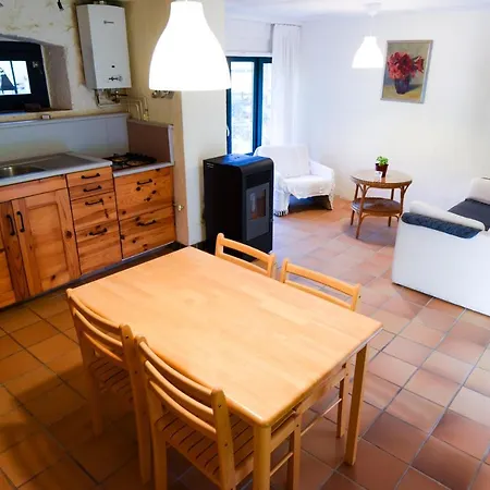克拉拉特旅馆 * Lafarre (Ardeche)